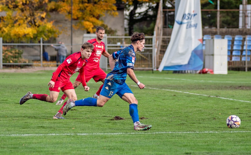 Dwóch rannych i pat na Agrykola zdjęcie nr 338022