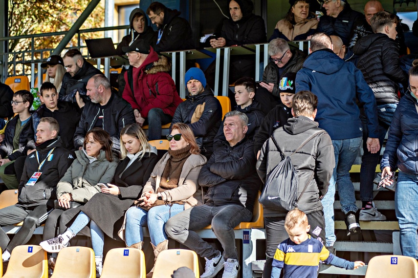 Dwóch rannych i pat na Agrykola zdjęcie nr 337979