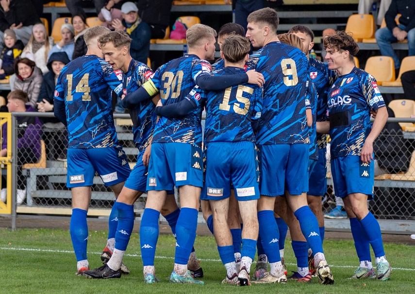 Dwóch rannych i pat na Agrykola zdjęcie nr 337989