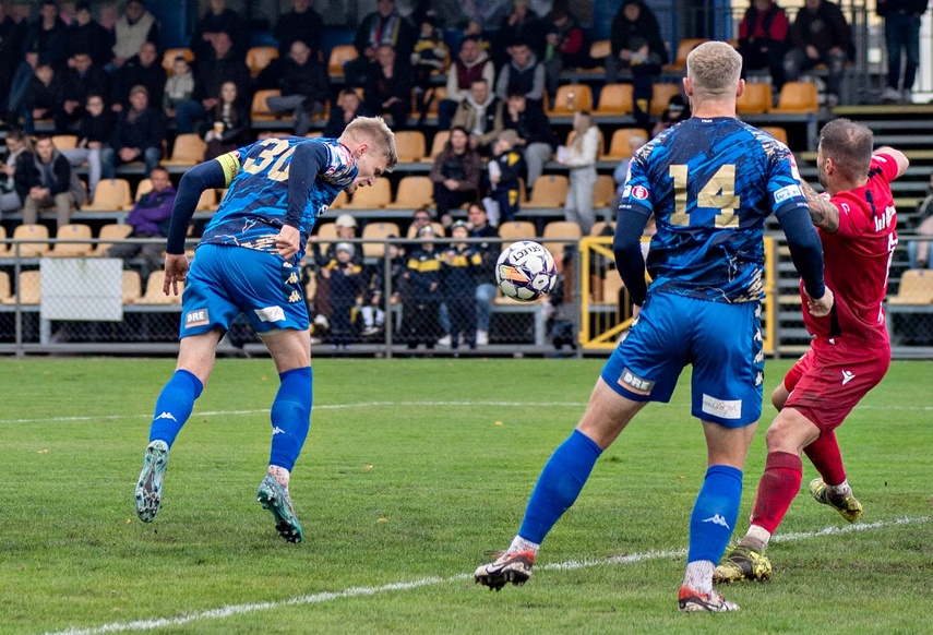 Dwóch rannych i pat na Agrykola zdjęcie nr 337997