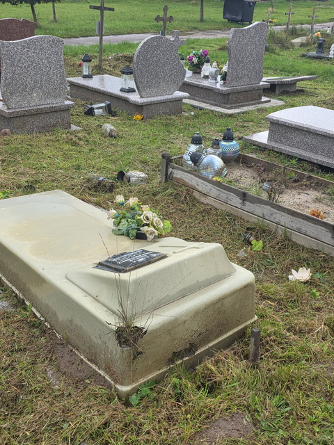 Czytelniczka: Tam też leżą ludzie zdjęcie nr 338408 Czytelniczka: Tam też leżą ludzie zdjęcie nr 338408