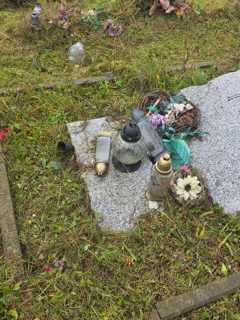 Czytelniczka: Tam też leżą ludzie zdjęcie nr 338413 Czytelniczka: Tam też leżą ludzie zdjęcie nr 338413
