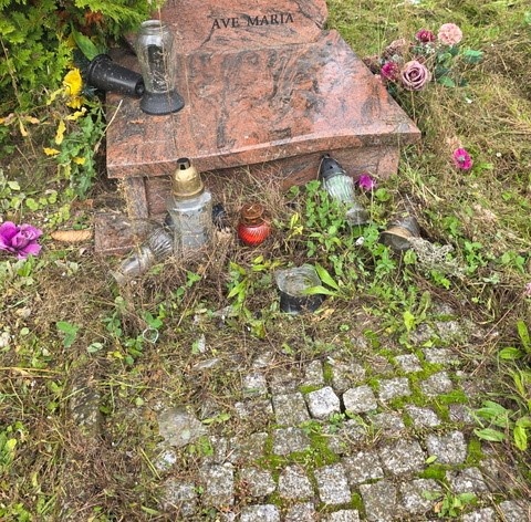 Czytelniczka: Tam też leżą ludzie zdjęcie nr 338476