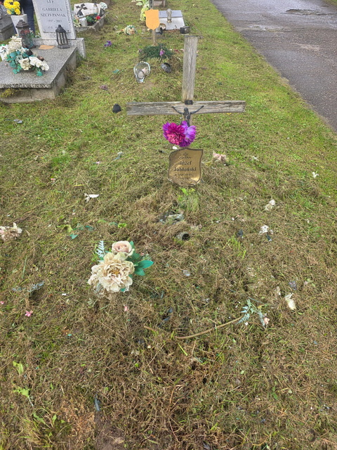 Czytelniczka: Tam też leżą ludzie zdjęcie nr 338383 Czytelniczka: Tam też leżą ludzie zdjęcie nr 338383