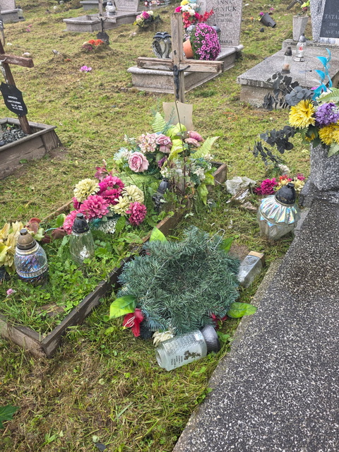 Czytelniczka: Tam też leżą ludzie zdjęcie nr 338416 Czytelniczka: Tam też leżą ludzie zdjęcie nr 338416