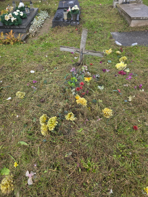 Czytelniczka: Tam też leżą ludzie zdjęcie nr 338386 Czytelniczka: Tam też leżą ludzie zdjęcie nr 338386