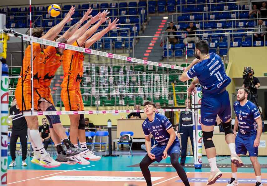 Pięć setów na inaugurację Plusligi w Elblągu zdjęcie nr 338472