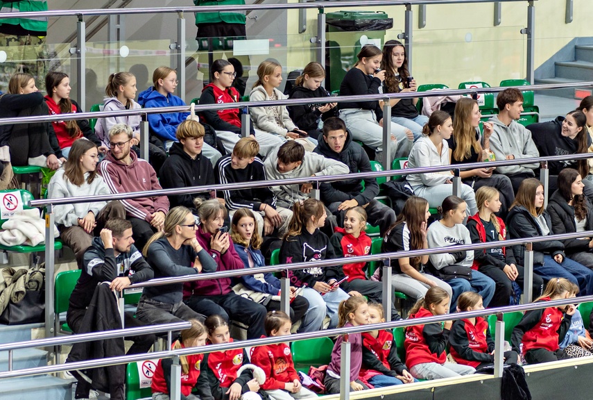 Pięć setów na inaugurację Plusligi w Elblągu zdjęcie nr 338422