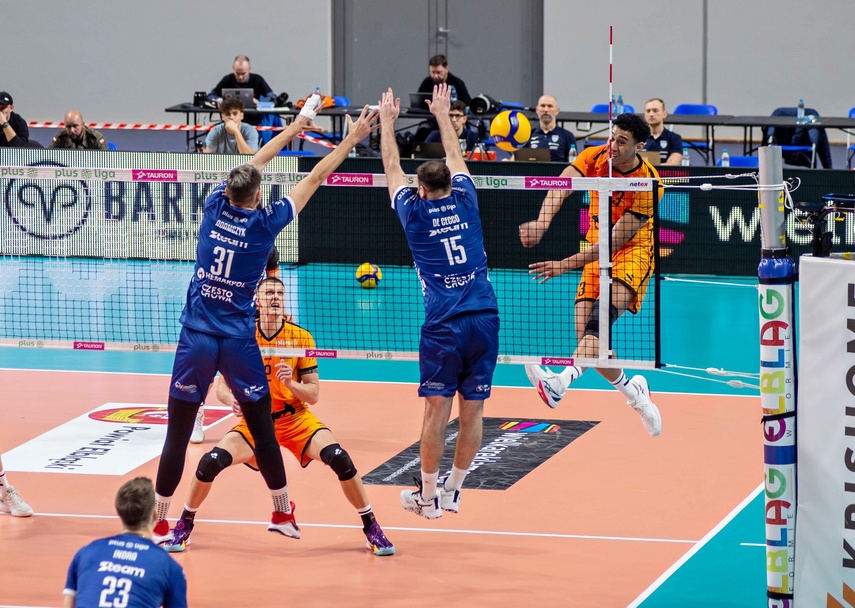 Pięć setów na inaugurację Plusligi w Elblągu zdjęcie nr 338453