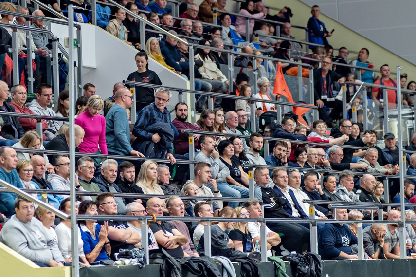 Pięć setów na inaugurację Plusligi w Elblągu zdjęcie nr 338468