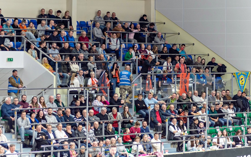 Pięć setów na inaugurację Plusligi w Elblągu zdjęcie nr 338429