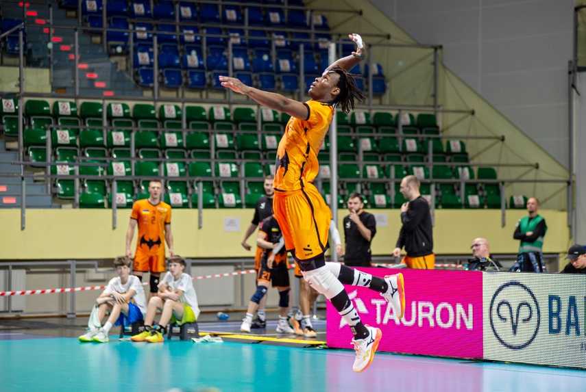 Pięć setów na inaugurację Plusligi w Elblągu zdjęcie nr 338460