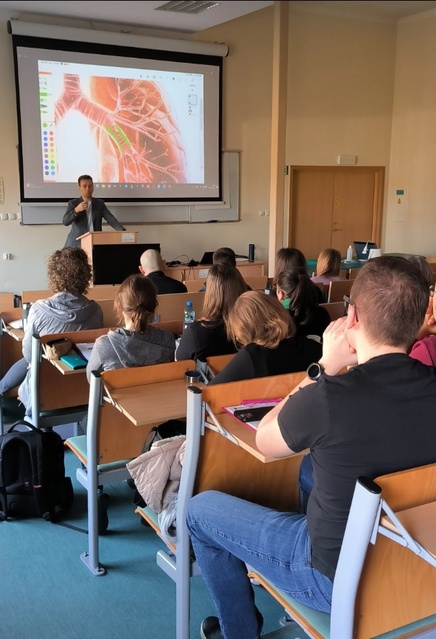 Bezpłatne studia podyplomowe z fizjoterapii oddechowej - trwają zapisy zdjęcie nr 338484 Bezpłatne studia podyplomowe z fizjoterapii oddechowej - trwają zapisy zdjęcie nr 338484