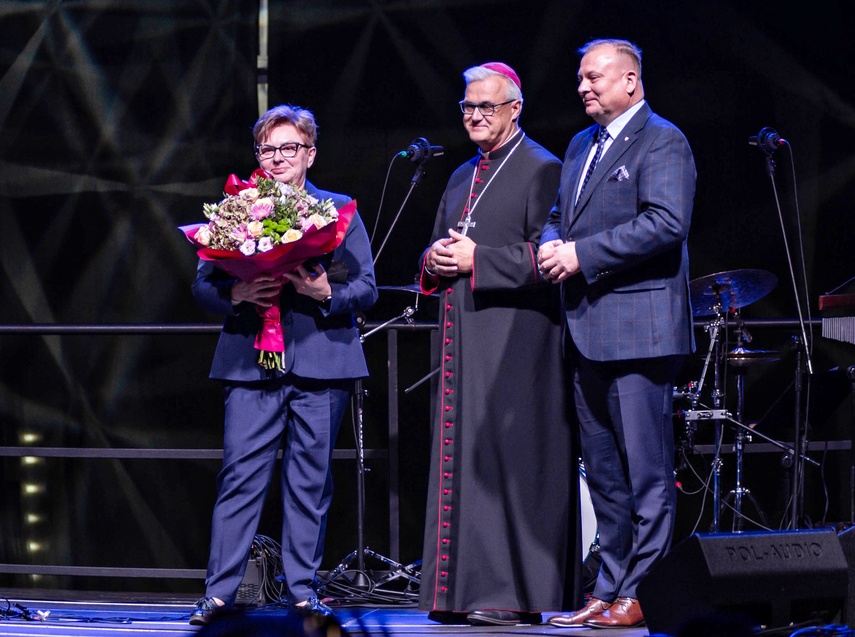 Kardiolog z wielkim sercem. Tuus dla Danuty Podjackiej zdjęcie nr 338560 Kardiolog z wielkim sercem. Tuus dla Danuty Podjackiej zdjęcie nr 338560