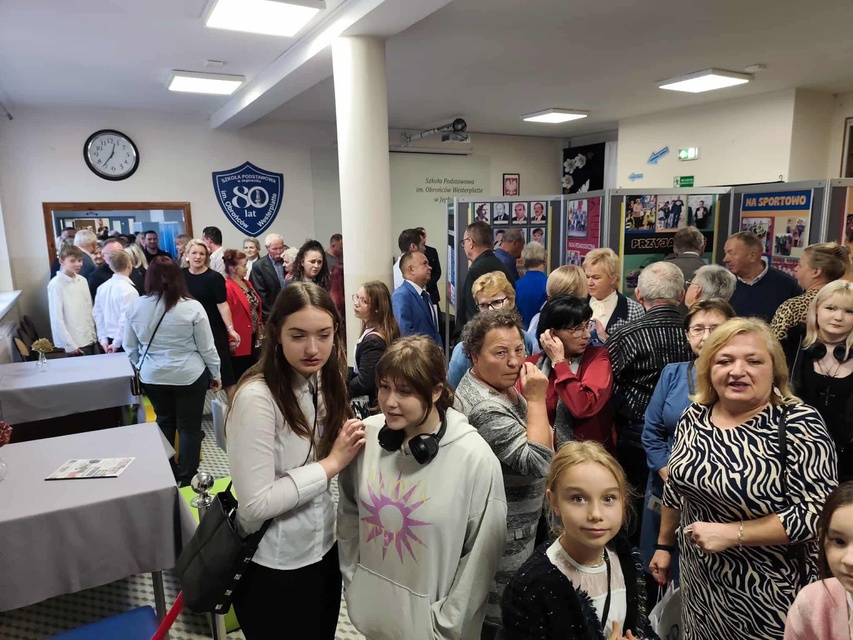 Szkoła w Jegłowniku świętowała 80-lecie zdjęcie nr 338780