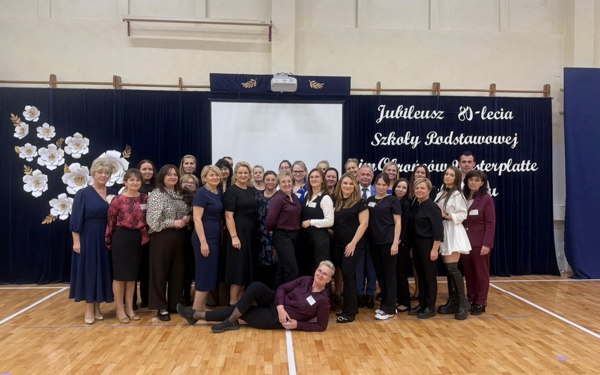 Szkoła w Jegłowniku świętowała 80-lecie zdjęcie nr 338779