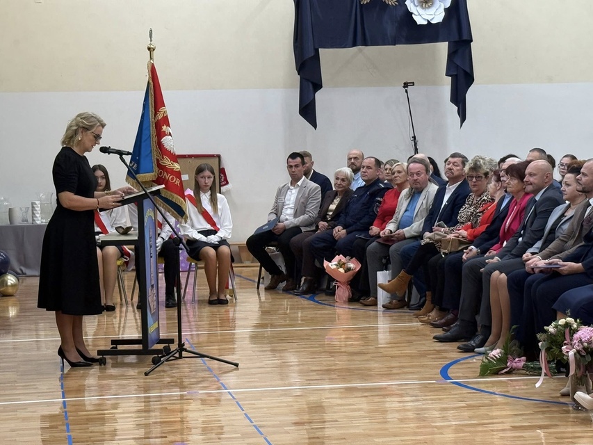 Szkoła w Jegłowniku świętowała 80-lecie zdjęcie nr 338788