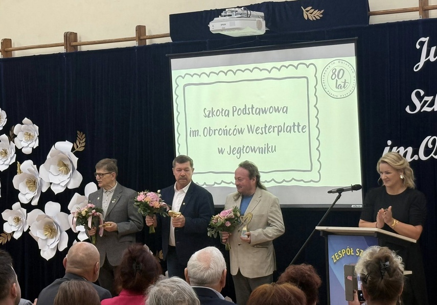 Szkoła w Jegłowniku świętowała 80-lecie zdjęcie nr 338774