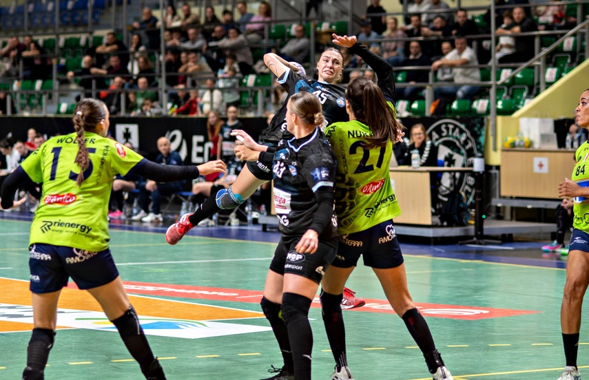 Pierwsza potyczka na remis zdjęcie nr 338872