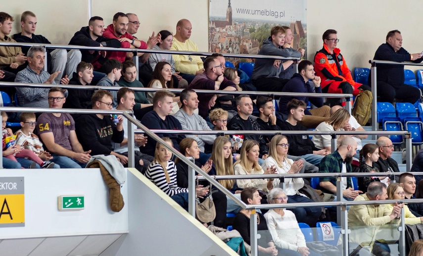 Sensacja pod siatką zdjęcie nr 339238