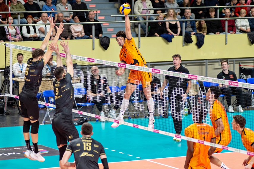 Sensacja pod siatką zdjęcie nr 339260