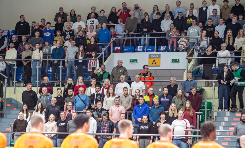 Sensacja pod siatką zdjęcie nr 339226