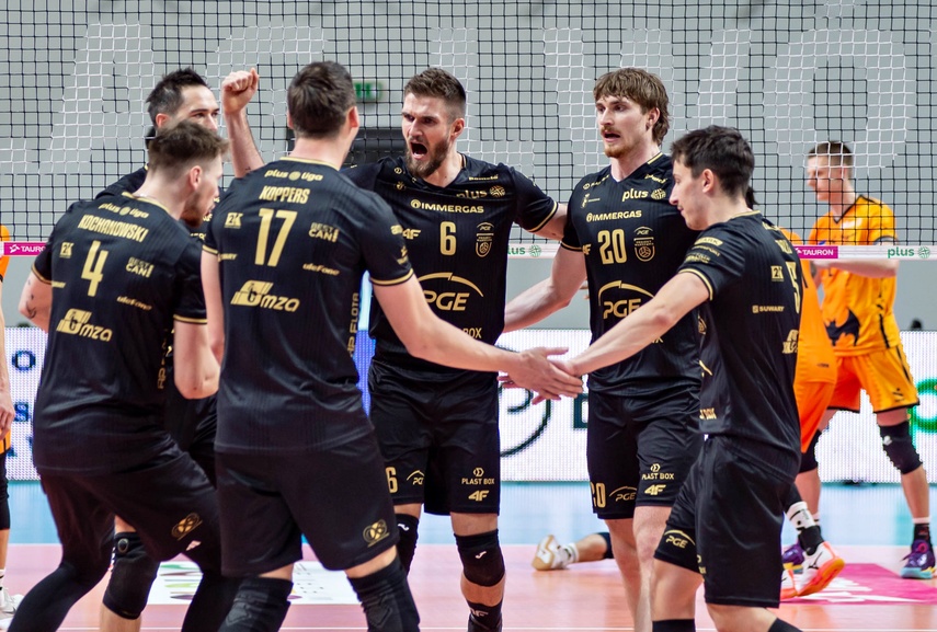 Sensacja pod siatką zdjęcie nr 339270