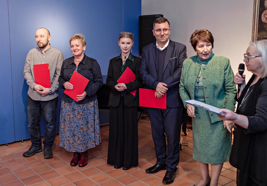 Alicja i Grzegorz stypendystami Elbląskiego Towarzystwa Kulturalnego zdjęcie nr 339395