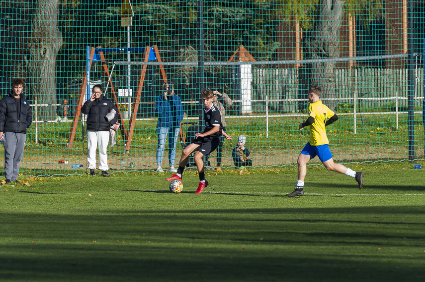 Dębowe chłopaki: Awans jest nasz, ten awans, on do nas należy... zdjęcie nr 339436