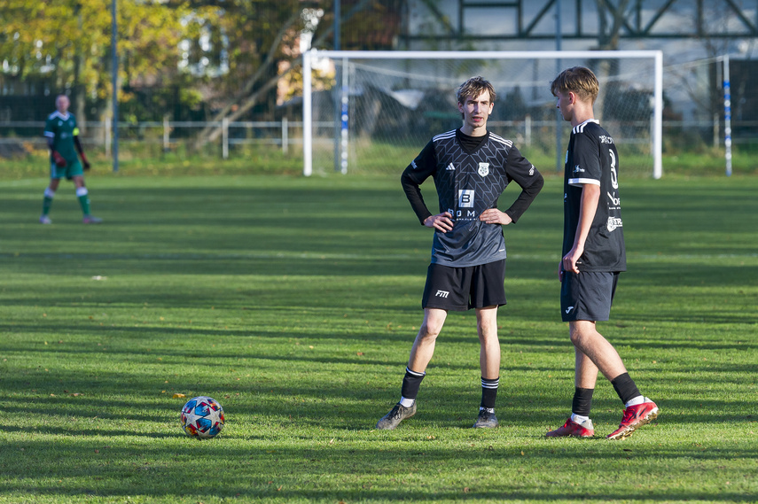 Dębowe chłopaki: Awans jest nasz, ten awans, on do nas należy... zdjęcie nr 339450