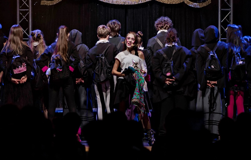 Szkoła imienia Lepszych od Reszty zdjęcie nr 339477