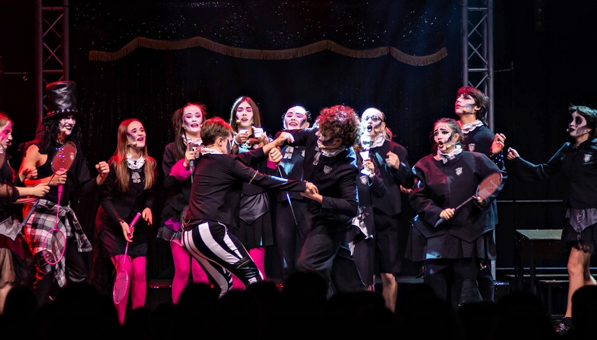 Szkoła imienia Lepszych od Reszty zdjęcie nr 339501