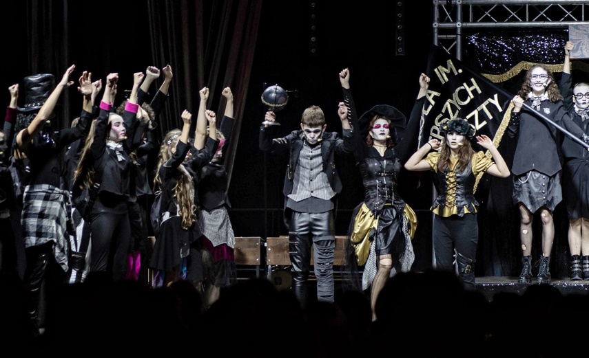 Szkoła imienia Lepszych od Reszty zdjęcie nr 339483