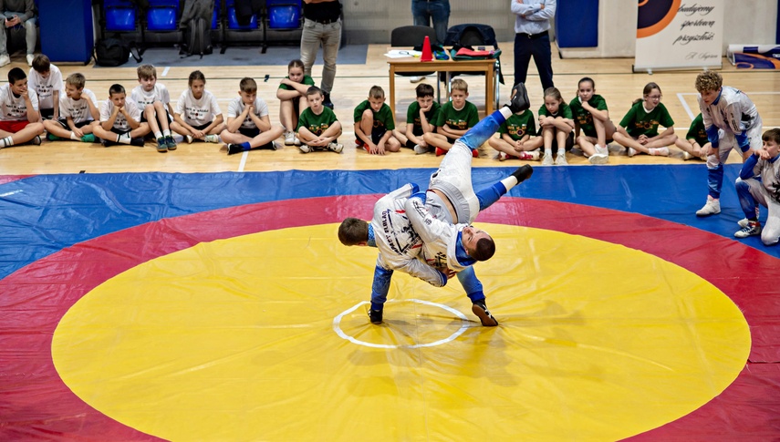 Były mistrz świata w zapasach w Elblągu zdjęcie nr 339525