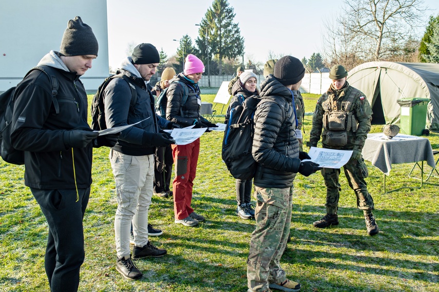 Cywile w gotowości zdjęcie nr 339633