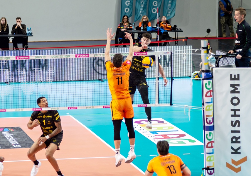 Debiut Oskara Woźnego w Pluslidze zdjęcie nr 339703