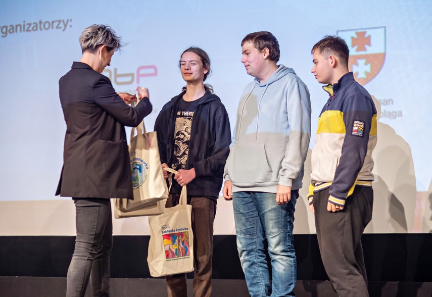 Krzysztof Jaworski wygrywa VII Test Wiedzy o Elblągu zdjęcie nr 339777