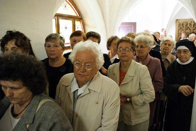 Syn ziemi kaszubskiej spoczął w krypcie biskupów zdjęcie nr 27329