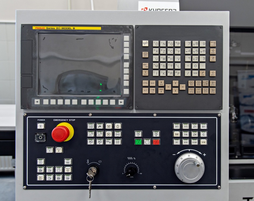 Nowe maszyny CNC w Centrum Kształcenia zdjęcie nr 339904