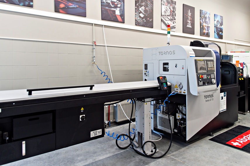 Nowe maszyny CNC w Centrum Kształcenia zdjęcie nr 339902