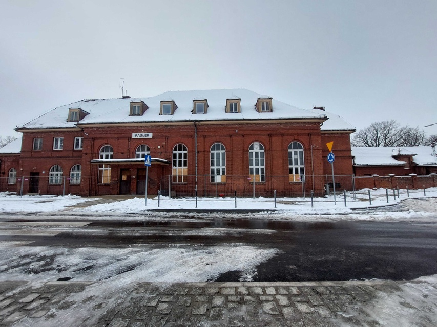 Plac dworcowy po remoncie zdjęcie nr 339931