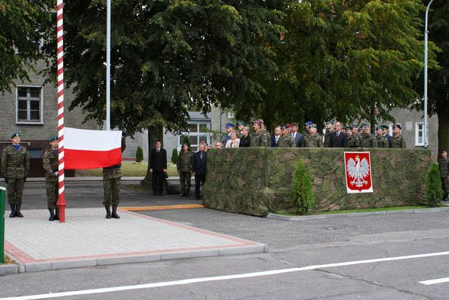 Minister chwali nowego dowódcę zdjęcie nr 27339