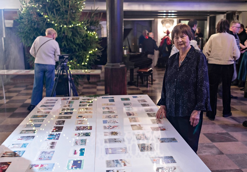 Św. Mikołaj na przystanku PKS zdjęcie nr 340105