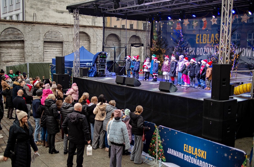 Trwa Jarmark Bożonarodzeniowy zdjęcie nr 340145