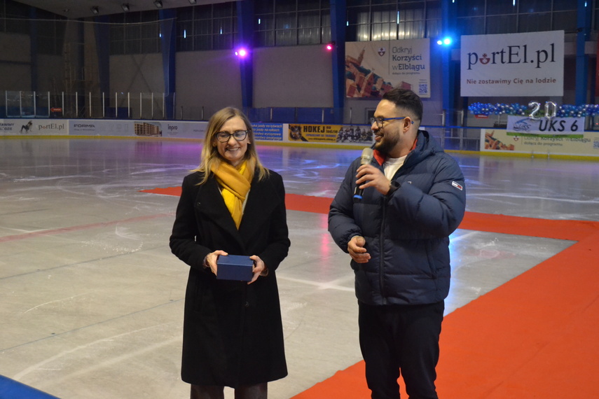 Szóstka świętuje 20. urodziny zdjęcie nr 340192