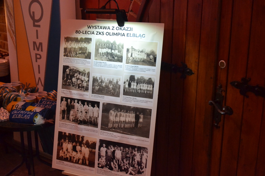 Nowy sztandar na 80. urodziny zdjęcie nr 340259