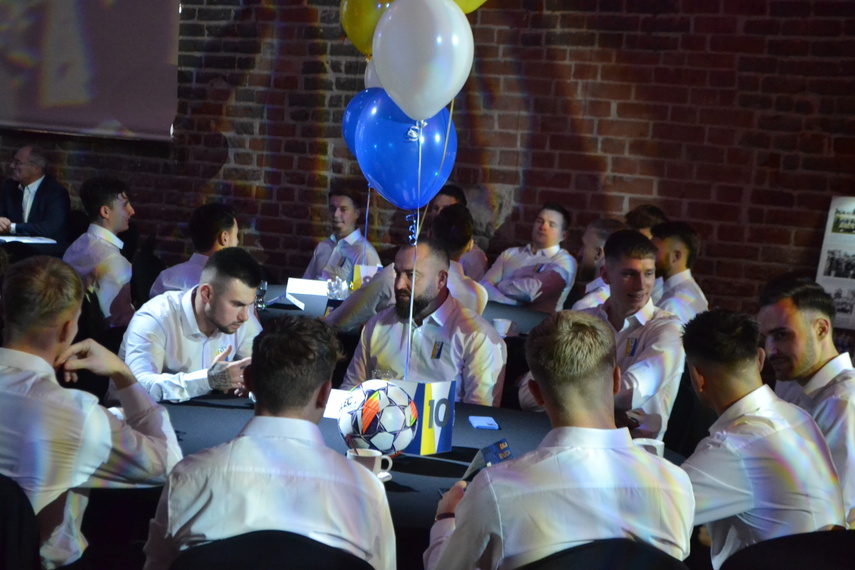 Nowy sztandar na 80. urodziny zdjęcie nr 340279