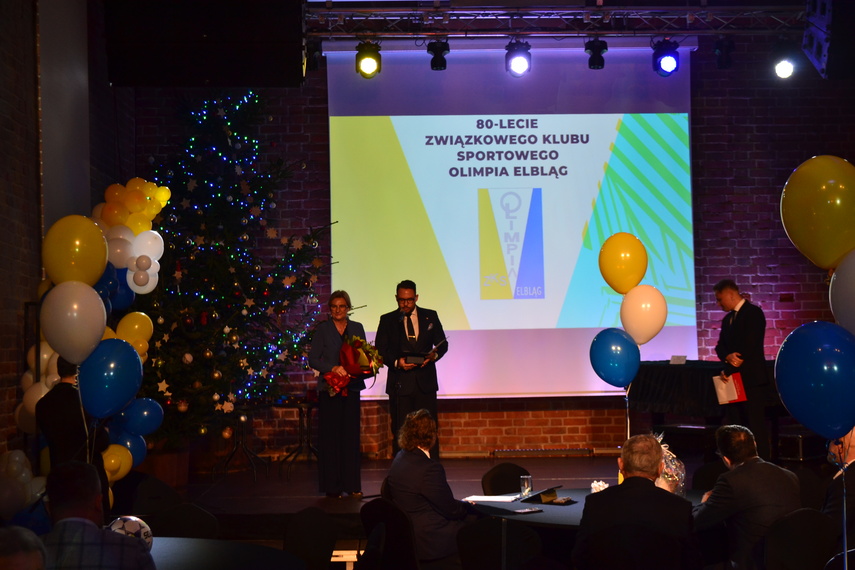 Nowy sztandar na 80. urodziny zdjęcie nr 340284