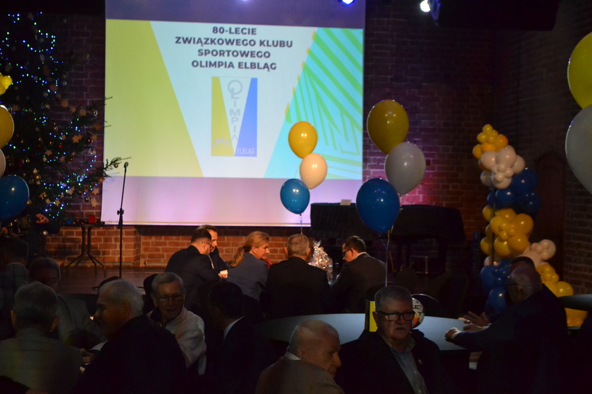 Nowy sztandar na 80. urodziny zdjęcie nr 340280