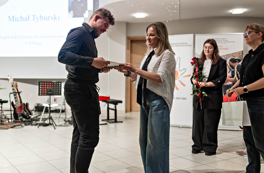 Nagrodzono najaktywniejszych wolontariuszy zdjęcie nr 340355